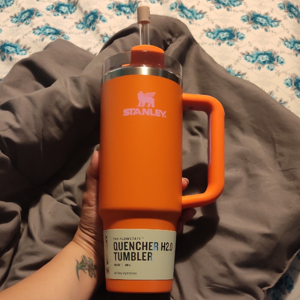 Stanley Vibrant Orange Quencher Tumbler